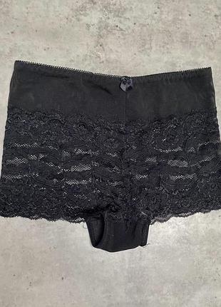 Отличные черные кружевные трусики