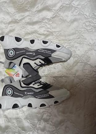 Кросівки з сіткою весняно літні