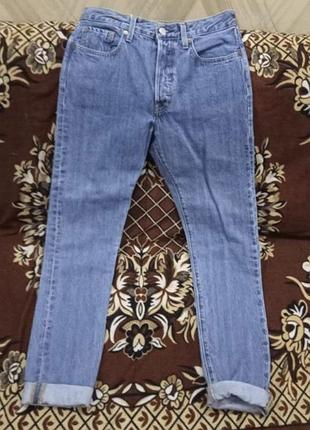 Джинсы levi's