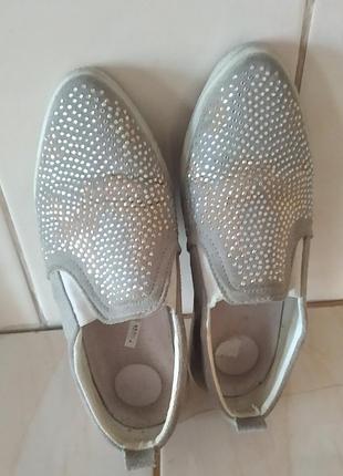 Мокасины женские.