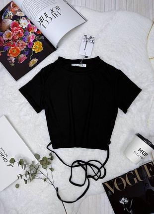 Женский укороченный приталенный топ с шнурками на талии круглая горловина