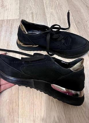 Женские кожаные замшевые кроссовки