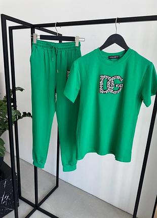 Костюм женский