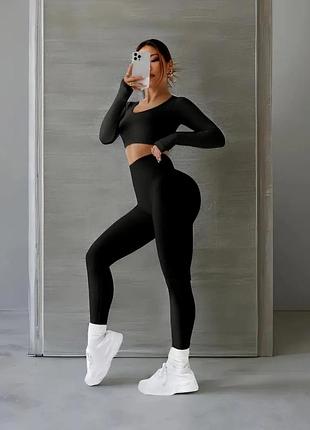 Костюм для фитнеса, спорта