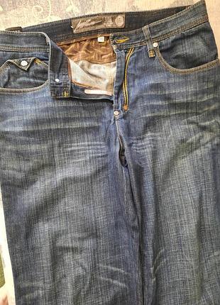 Джинсы мужские