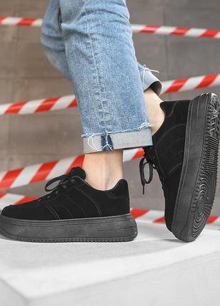 Кросівки жіночі на платформі