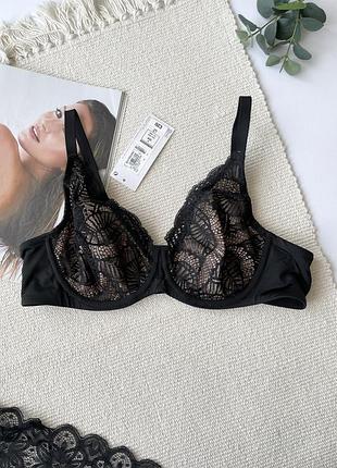 85а / 38а мʼякий бюстгальтер з тілесним підкладом спинка безшовна