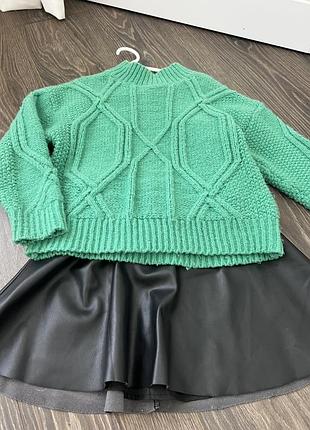Свитер вязаный для девочки