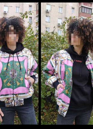 Класний вінтажний бомбер куртка