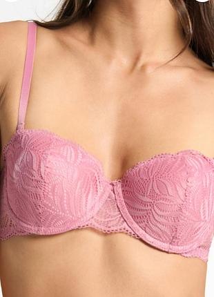 Красивый бюстгальтер, кружево