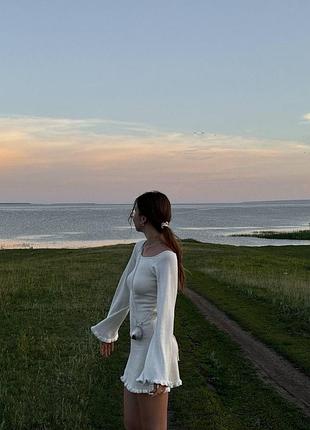 Міні сукня літня відкрита спинка завязка довгий рукав волани широкі рукави