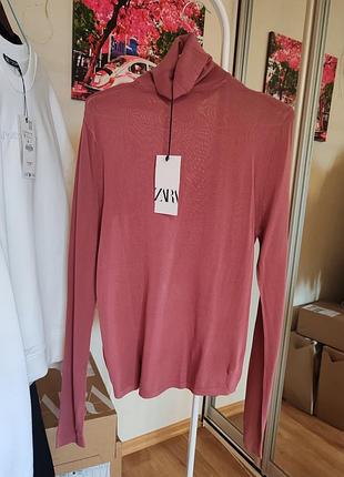Тоненький гольф на весну zara