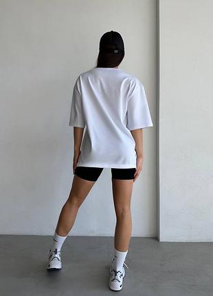 Белая oversize футболка