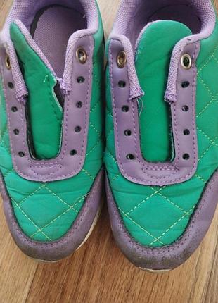 Кроссовки детские 2