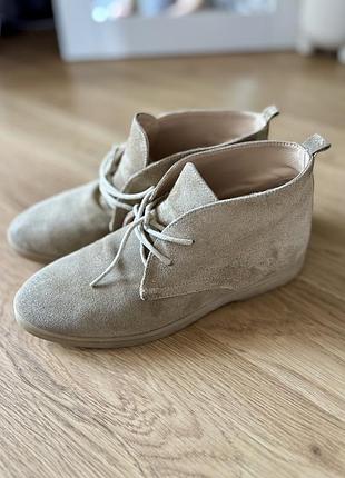 Лофери ботінки з натуральної замші ботінки чоботи напів чоботи весна демі сезон бежеві