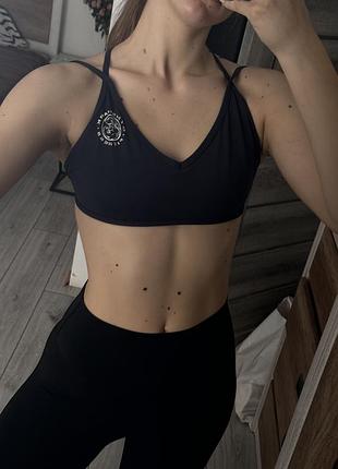 Спортивний топ gymshark