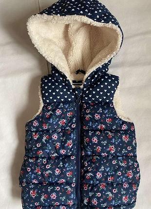 Жилетка на девочку