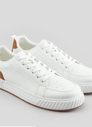 Мужские кроссовки