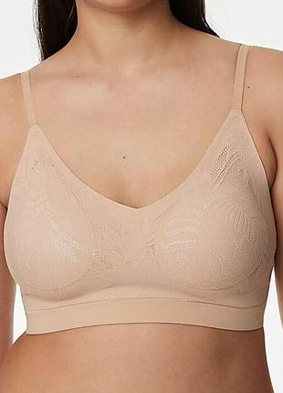 Шикарный бесшовный топ бюстгальтер "вторая кожа" m&s 💜💖💜