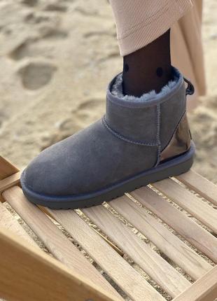 Женские серые угги ugg mini grey metallic