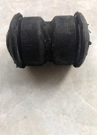 Сайлентблок задней рессоры задний mercedes sprinter 208-316 / vw lt 28-35 1996-2006