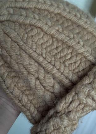 Вʼязана стильна шапка, handmade, велика вʼязка, базового кольору