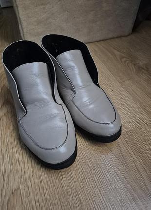 Ботинки кожаные