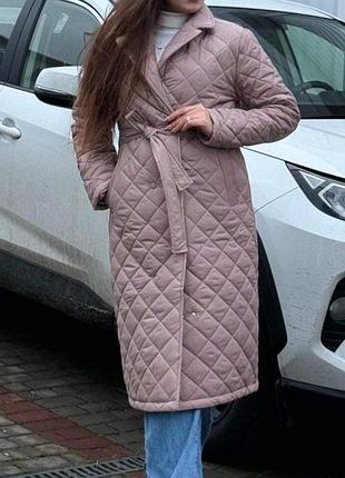 Бежеве пальто