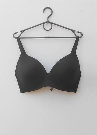 Бюстгальтер уплотненная чашка без косточек 85e