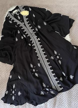 Сукня пляжна з вишивкою velzera р.18