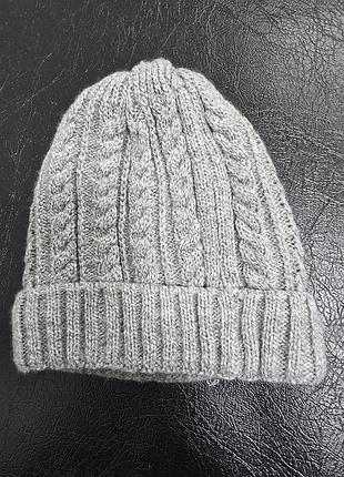Вязаная серая шапка с узором, размер xs