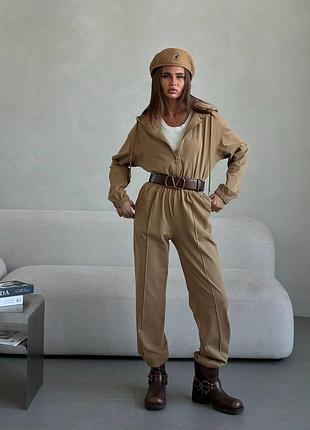Комбинезон с капюшоном поясом беж
