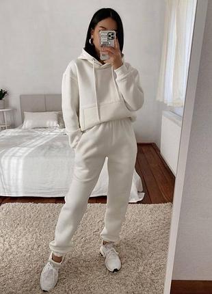 Костюм найбільша палітра кольорів