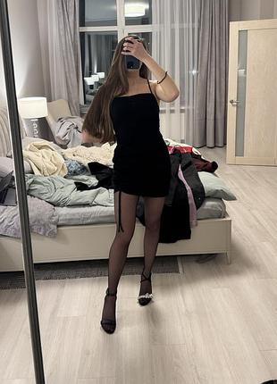 Сукня коротка чорна