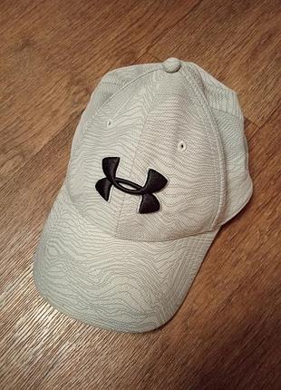 Бейсболка under armour