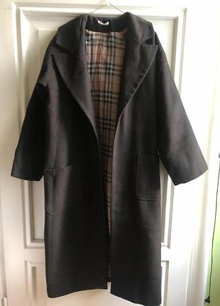 Чорне жіноче oversize пальто