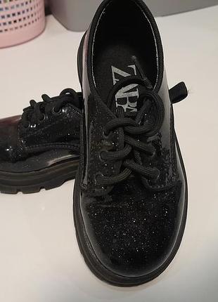 Лоферы zara 24 г.