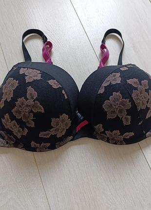 Бюстгальтер базовий бюст з квітковим принтом ліф гладкий m&s 36dd 80dd 80e 75f