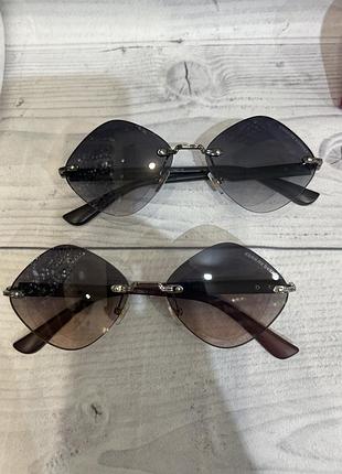 Солнцезащитные очки с имметацией древесная оченьчка