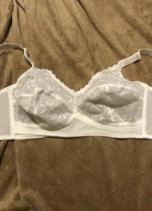 Бюстгалтер