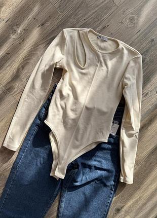 Женское боди от бренда zara