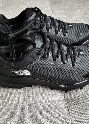 Кроссовки женские the north face