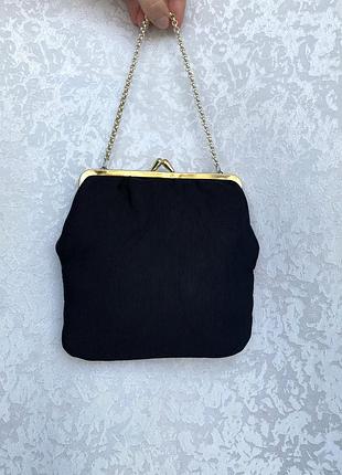Стильная маленькая сумочка на цепочке  клатч, вечерняя, нарядная в винтажном стиле
