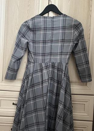 Платье в клетку mohito