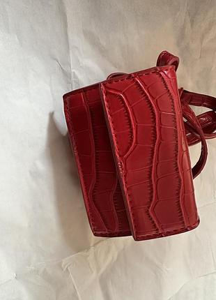 Красная сумочка 3