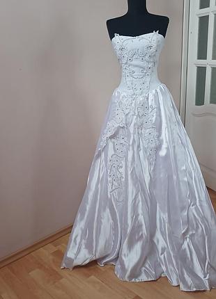 Корсетное атласное свадебное платье со стразами xs,s,m,l,xl