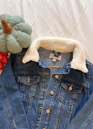 Джинсова куртка denim