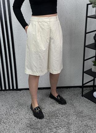 Женские бермуды шорты uniqlo