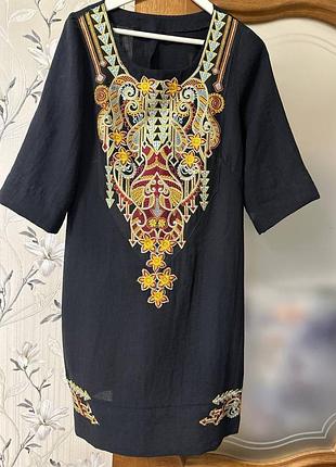 Шикарное платье в стиле этно