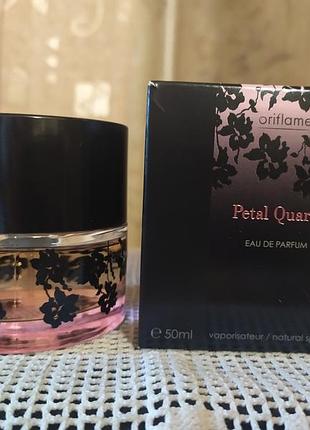 Petal quiartz oriflame женский парфюм hotal кварц орифлейм 50 ml